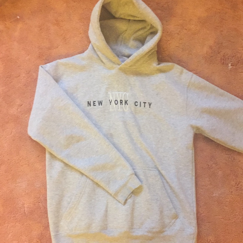 new york city hoodie size small to medium
